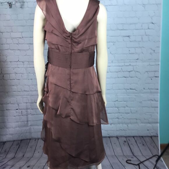 Adrianna Papell Dress Tiered Chiffon Mocha Midi EUC - Picture 5 of 6